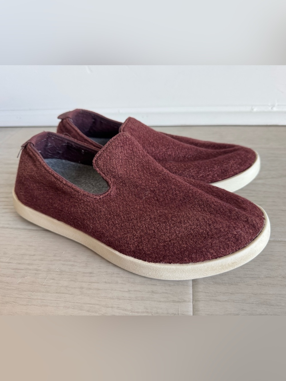 Allbirds Wool Lounger Slip-On Sneaker - Size 8 - Maroon